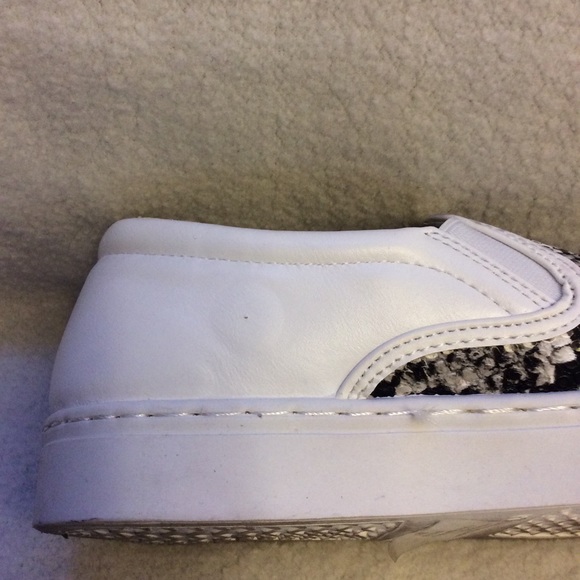 Black and white faux snakeskin SWS slip on shoes - Picture 6 of 7